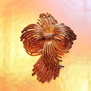 Vintage Signed Usner Brooch